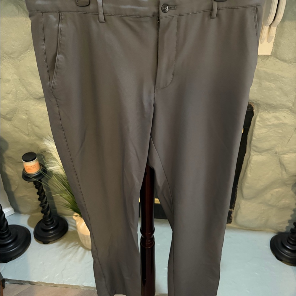 Men's Greg Norman Gray Pants
